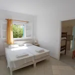 Vania Gardenos Apartman