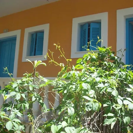 Vania Gardenos Sea View Apartment Vitaládes
