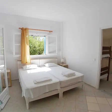 Vania Gardenos Sea View Apartment Vitaládes