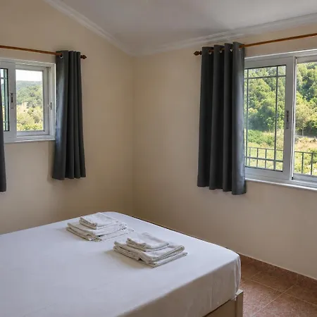 Vania Gardenos Sea View Vitaládes