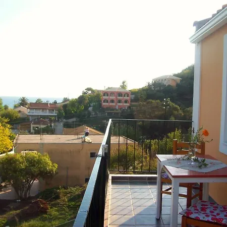 Vania Gardenos Sea View * Vitaládes