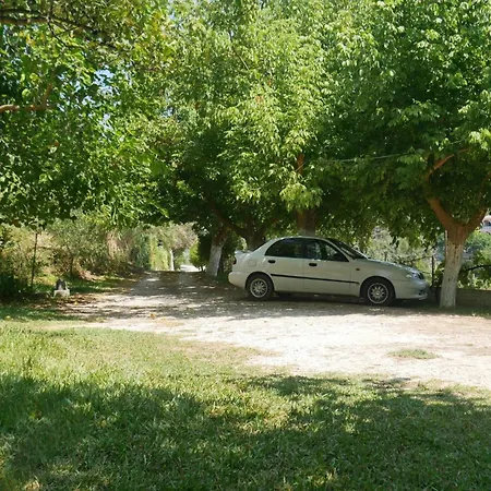 Апартаменты Vania Gardenos Виталадес